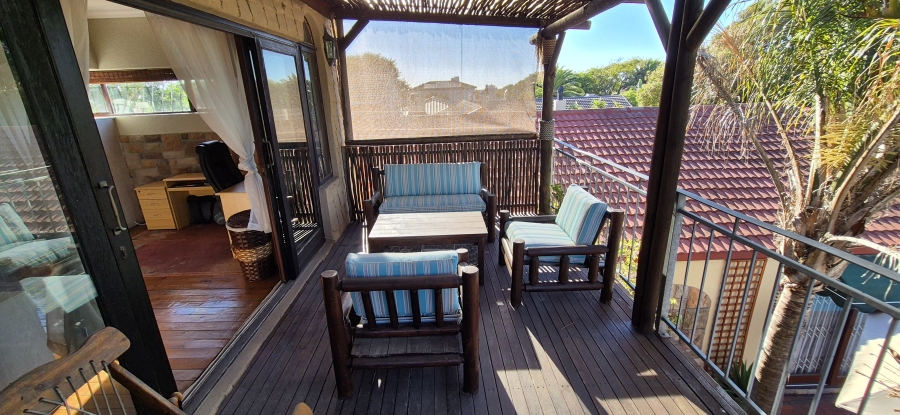 5 Bedroom Property for Sale in Table View Western Cape